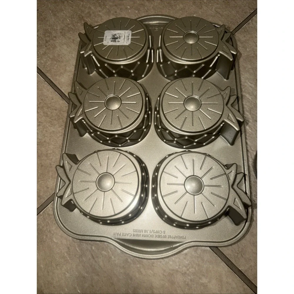Nordic Ware Pineapple Upside Down 6 Mini Cakes Pan‎ 5 Cup Capacity Cast Aluminum